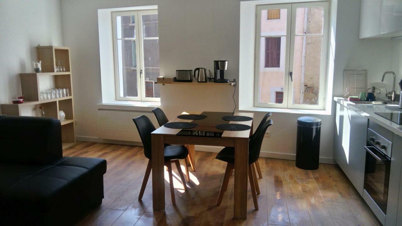 Gite Les 3 Tours 1E Etage Carcassonne Ngoại thất bức ảnh